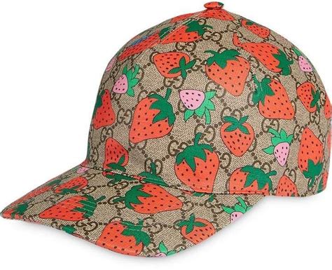 casquette de gucci fraise.